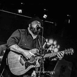 Live Music w/ Ray Wroten