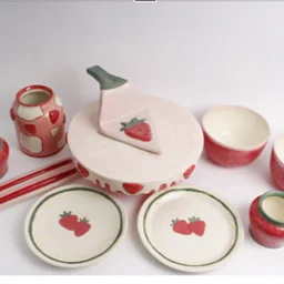 4 Week Intermediate Pottery (adult/teen): Forms & Finishing Techniques w/ artist Antonia Cantu