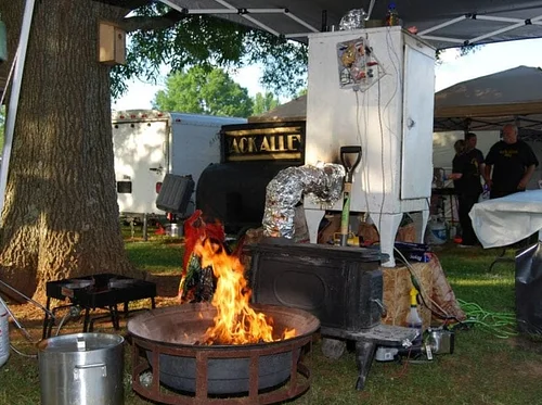 Barbeque Cook-Off / Anything But Butts