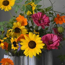 Reach for the Sun: Upright Floral Design Workshop