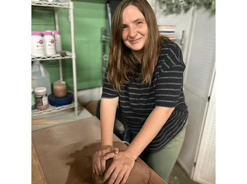 Monday Evening Pottery Class with Leah Quazi