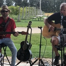 Live Music featuring Dan and Al