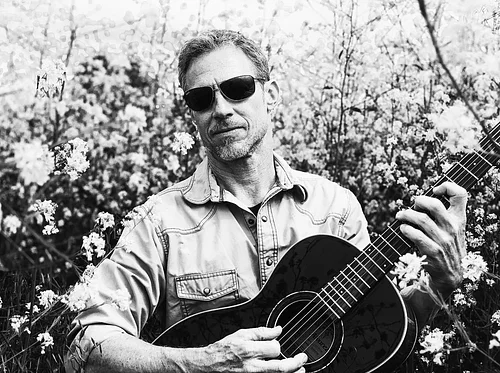 Live Music: Jeff Kloetzel