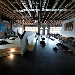 SUNDAY MORNING BREWERY YOGA!