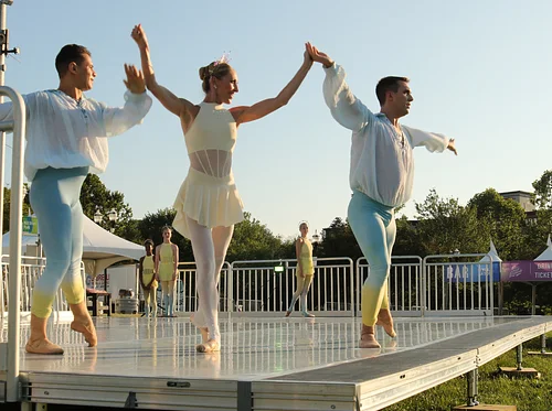 Ballet Under the Stars