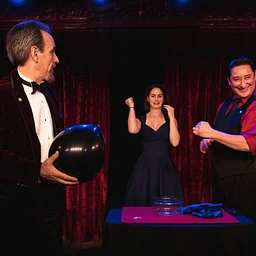 Magic By The Sea: Raven and Migz