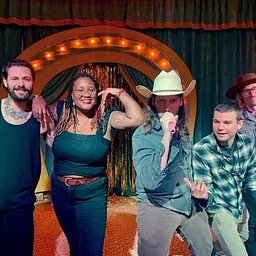 Elizabeth and the Workin’ Men