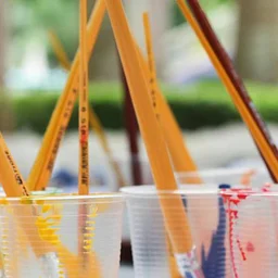 Homeschool Art Club: Loom Ghosts