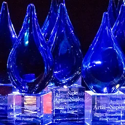 Closing Night Awards