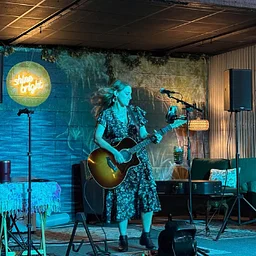 Live Music - Jessica Rose