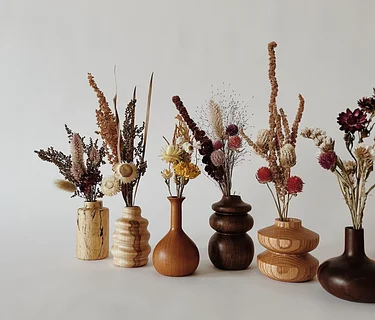 Woodturning: Bud Vase with Hanna Dausch