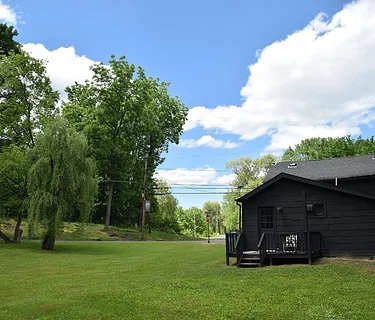 LYNN & LORRAINE: TATYANA FAZLALIZADEH x LE’ANDRA LESEUR