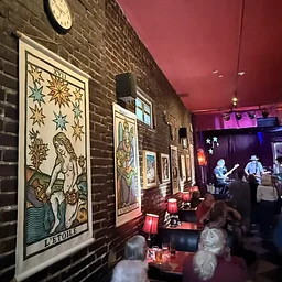 Peter Nevins & friends (art installation closing party)