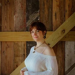 Zoë Macgill