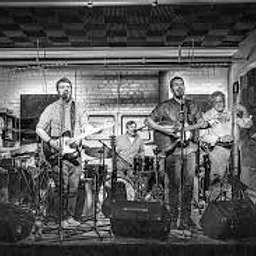 LIVE MUSIC: Road Kill Roy