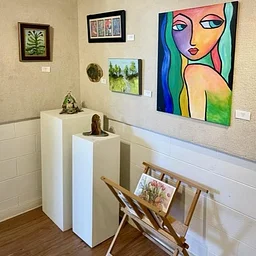 Members’ Sales Gallery Change-out