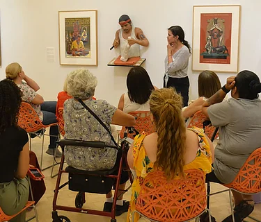 Taller bilingüe de discusión artística y creación artística para personas con pérdida de memoria