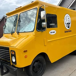 Alacinni Brothers Food Truck