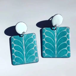 Artist Member Jo Wadler presents Enameling with Stencils: Expanding Your Enamel Designs Workshop