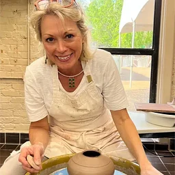 Wednesday Morning Pottery Class with Catherine McMurray