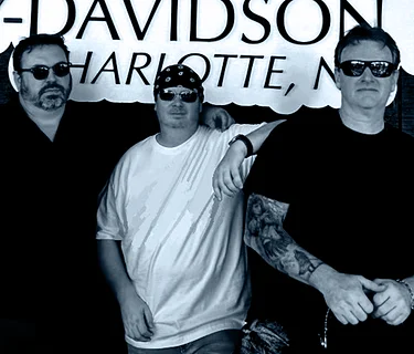 Live Music ft. Evenflow