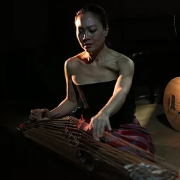 Jen Shyu’s Fertile Land, Fertile Body