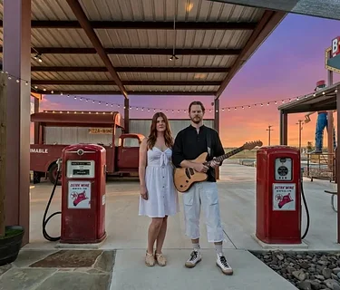 Sunday Funday: Jess & Dave Live