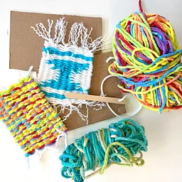 Free Young Artist Studio: Beginner Loom Weaving