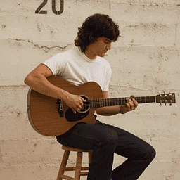 Live Music: Beau Warren