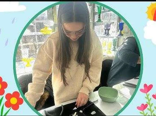 April Showers Art Camp one day fun at Sandwich Glass Museum