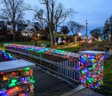 Light the Night in Brewster Gardens (Plymouth)