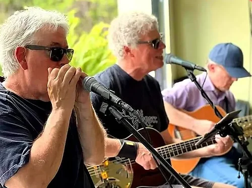 Live music in Saratoga Springs every Sunday at Artisanal Brew Works featuring Triple Trouble and special guests