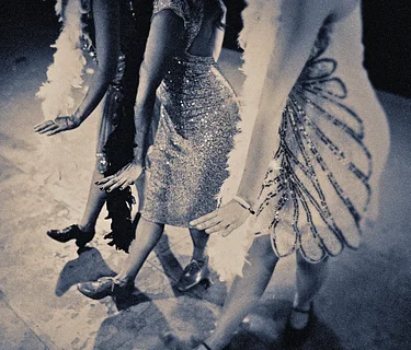 Roarin' 20s: Flappers and the Charleston