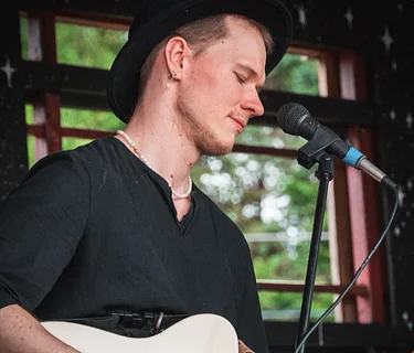 Saturday Live Music with Noah Booz