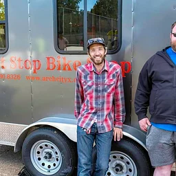 Sunday Social Bike Ride with Last Stop Bike Shop