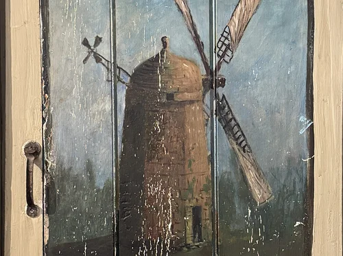 Beebee Windmill Sign Installation