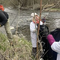 Let’s Clean Up: Kletzsch Park