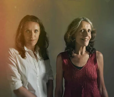 Lucy Wainwright Roche & Suzzy Roche