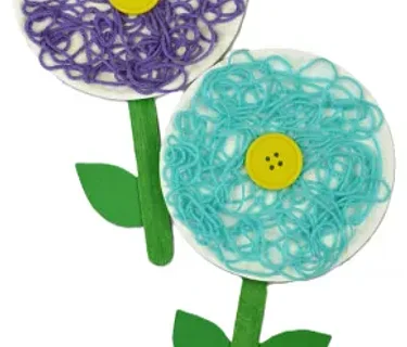 Sunday Fun Day: Yarn Flowers