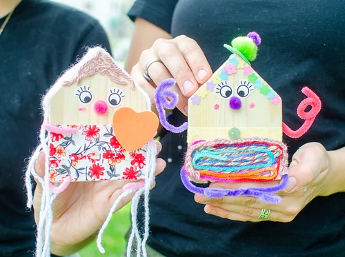 Summer Family Art Workshops – Week 1: Friendship Sculptures