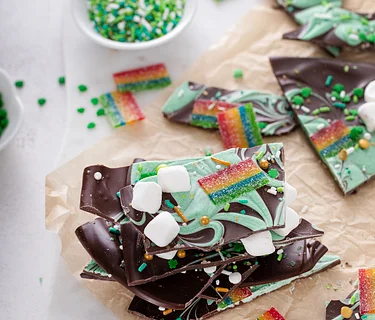 KID’S ST. PATRICK’S DAY RAINBOW CHOCOLATE BARK w/DAVID WILEY, MARCH 11TH at 4:30PM, $35 PER PERSON, MUST BE ACCOMPANIED BY AN ADULT