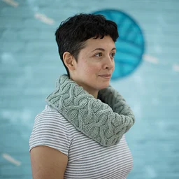 Beyond Basics: Cabled Cowl