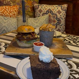 🍔 Wagyu Burger Night in Bordentown, NJ | $20 Monday Special
