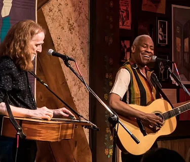 Railway Cafe Presents: Reggie Harris and Pat Wictor