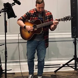Live Music: Mike Costanzo