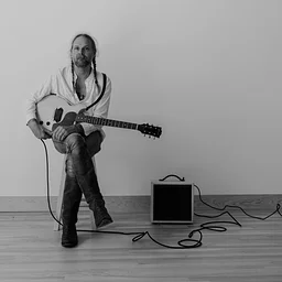 Hiss Golden Messenger
