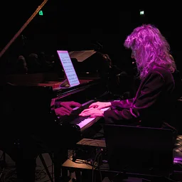 Vicki Ray – in concert