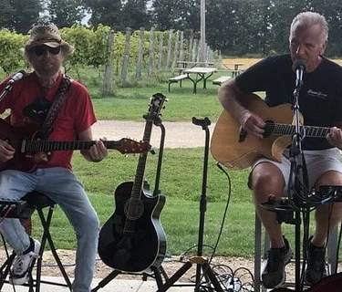 Live Music featuring Dan & Al