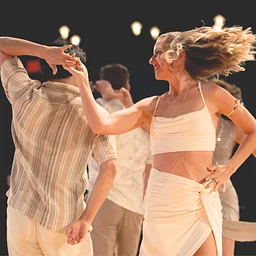 Salsa & Bachata Social Dance