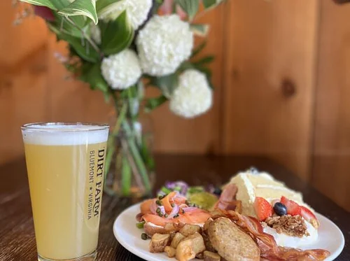 Mother’s Day Brunch Buffet & Bouquets
